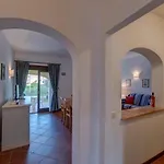Charming Small Bella No2020 Punta de su Torrione